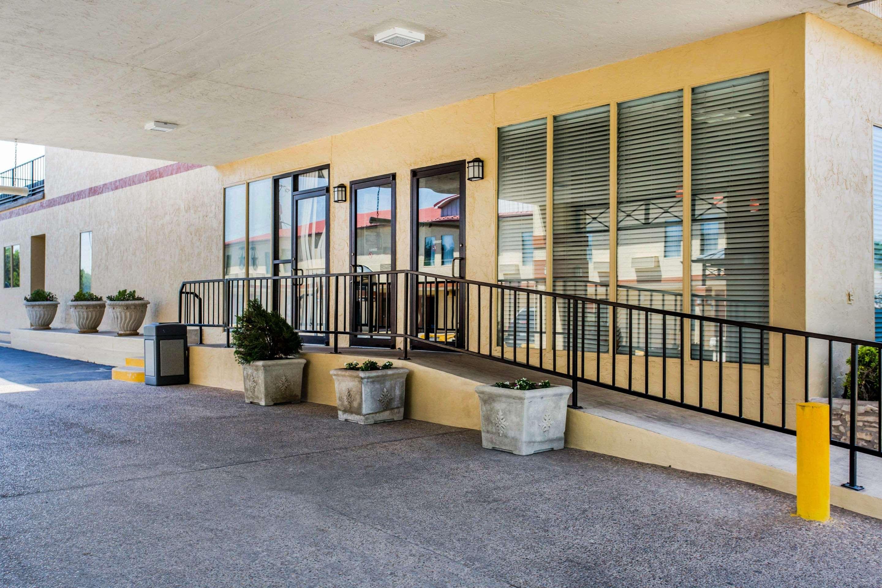 Quality Inn Ozona I-10 Buitenkant foto