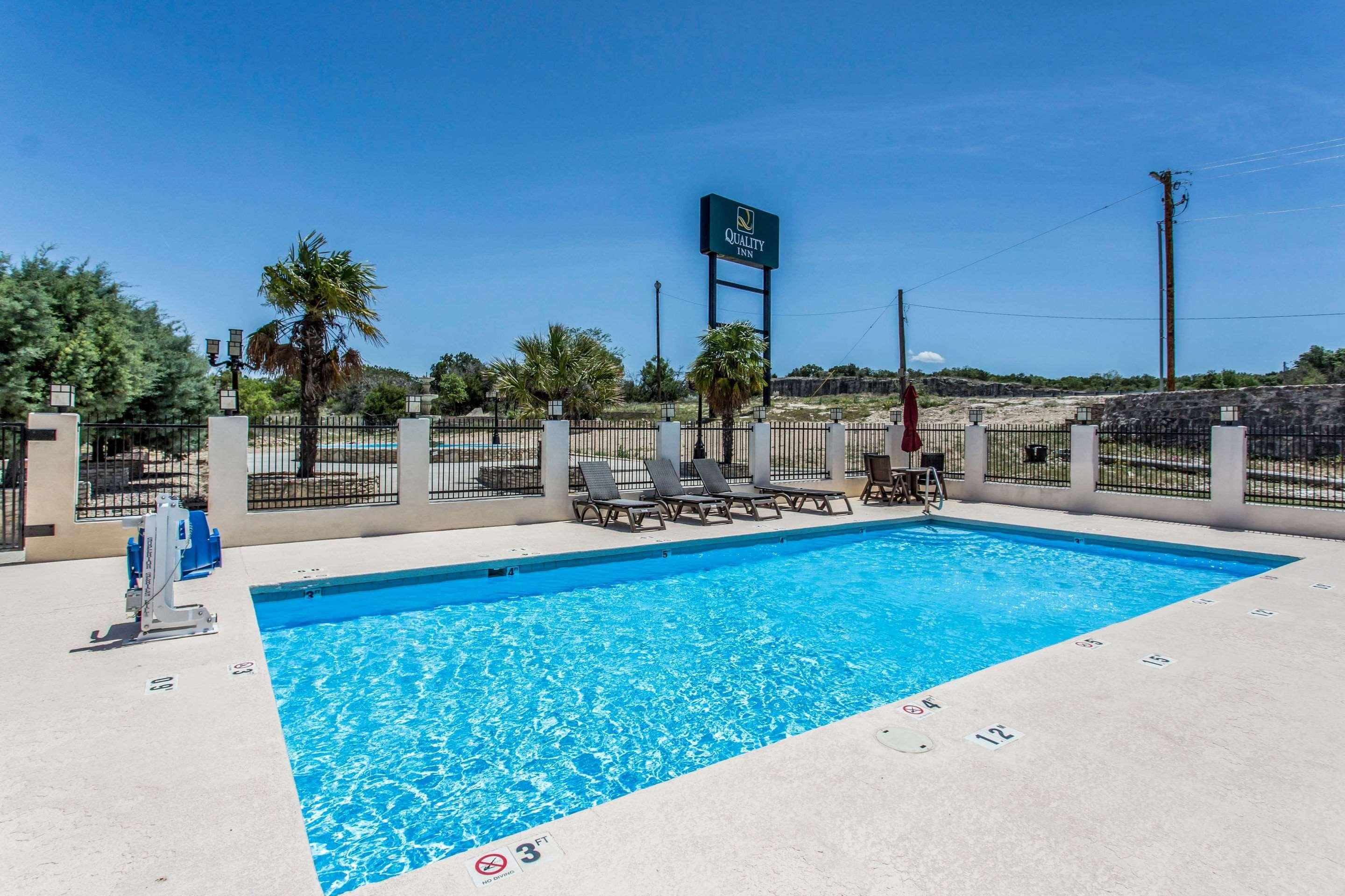 Quality Inn Ozona I-10 Buitenkant foto