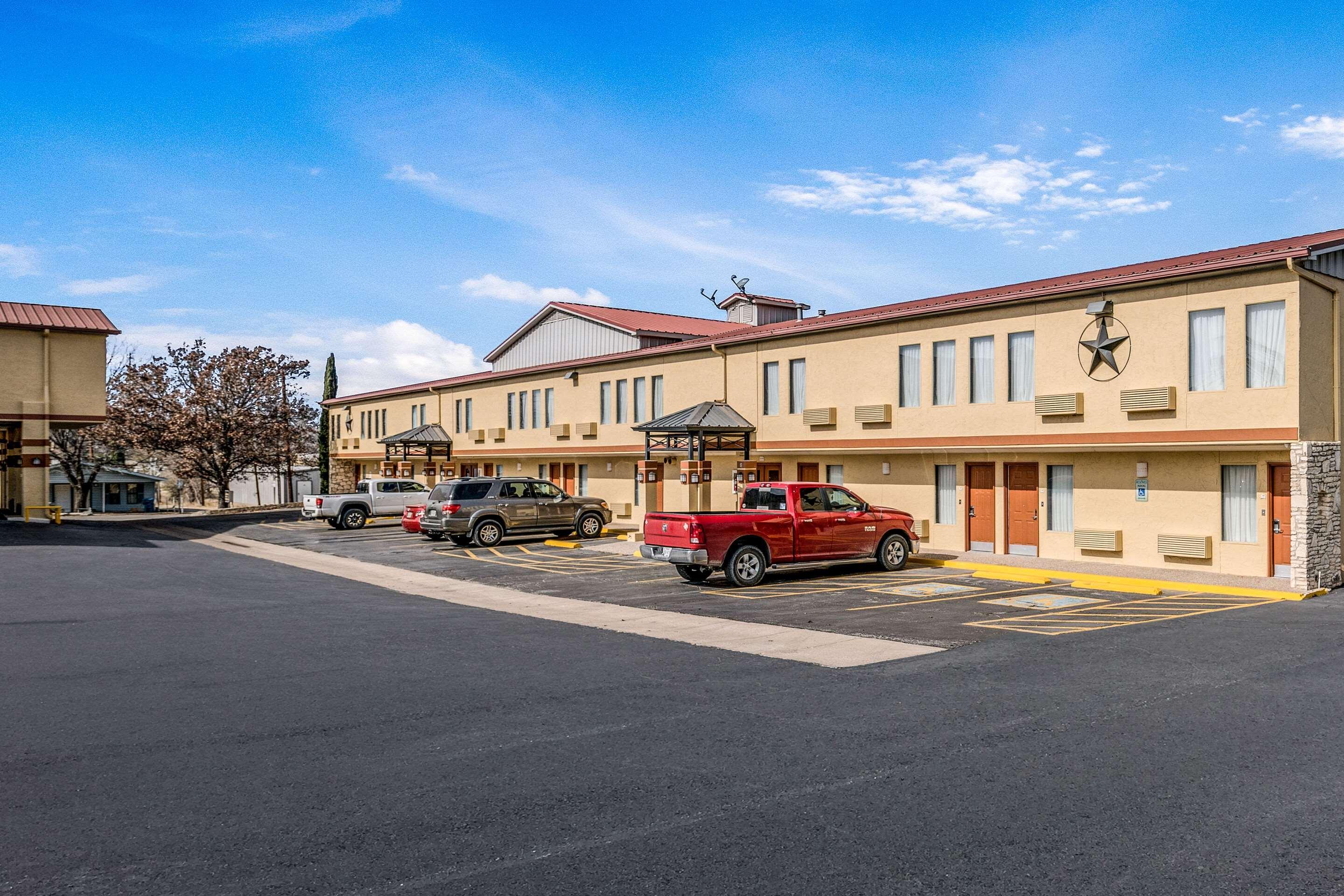 Quality Inn Ozona I-10 Buitenkant foto